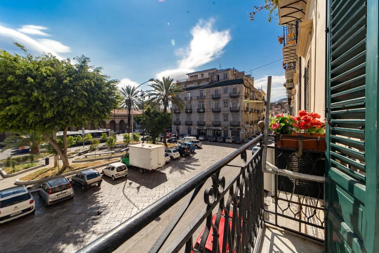 Giachi Friendly Rooms Alla Stazione Palermo Exterior photo