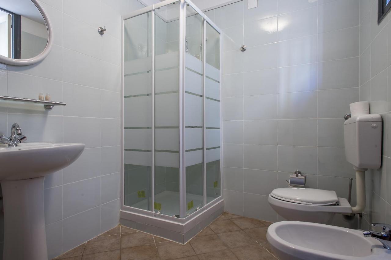 Giachi Friendly Rooms Alla Stazione Palermo Exterior photo
