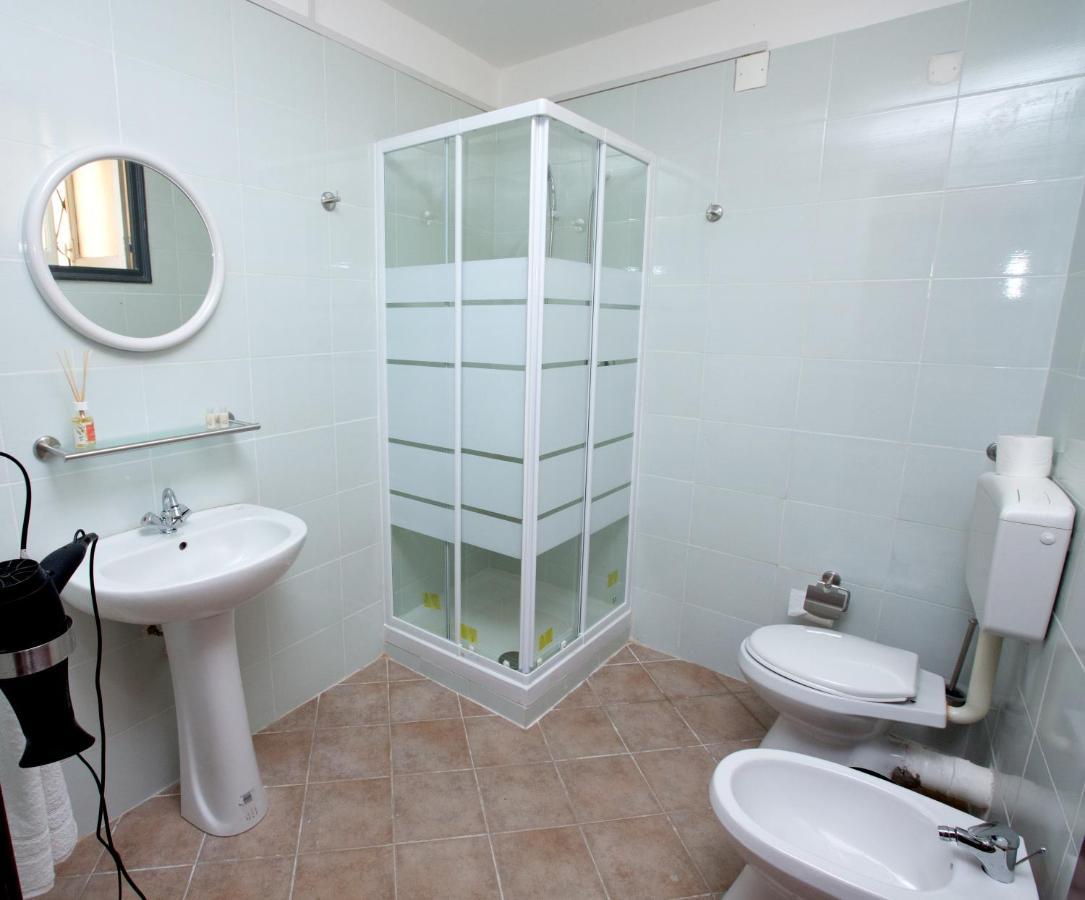 Giachi Friendly Rooms Alla Stazione Palermo Exterior photo