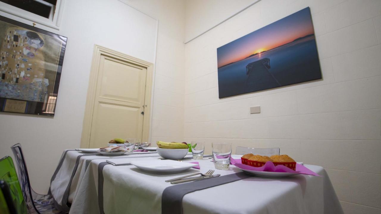 Giachi Friendly Rooms Alla Stazione Palermo Exterior photo